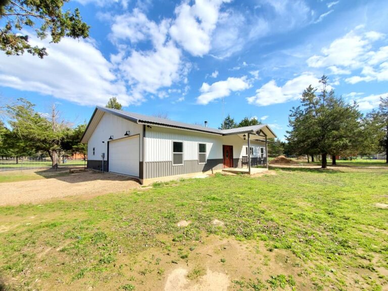 Custom Homes & Barndominiums